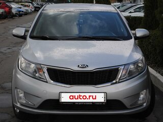 2014 Kia Rio 6-speed III, серебристый, 965000 рублей, вид 1