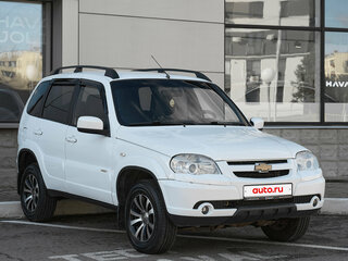 2016 Chevrolet Niva I Рестайлинг, белый, 530000 рублей, вид 3