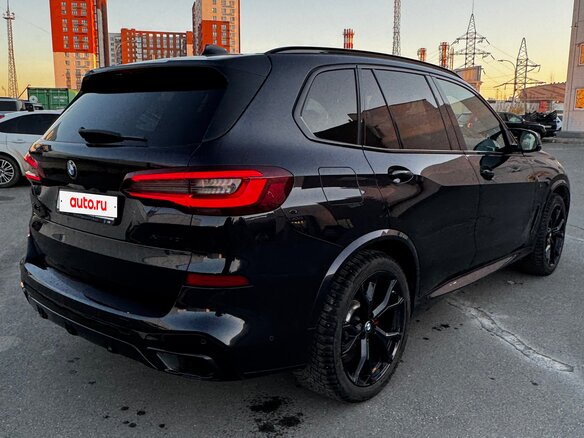 2021 BMW X5 40i IV (G05/G18), чёрный, 9500000 рублей - вид 6
