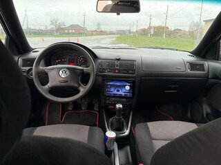 2000 Volkswagen Golf IV, белый, 385000 рублей, вид 3