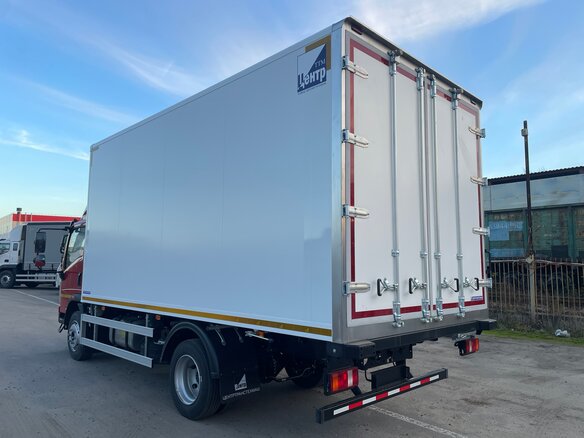 2026 Sinotruk Howo 4X2, красный, 6600000 рублей - вид 5