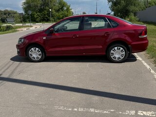 2017 Volkswagen Polo V Рестайлинг, пурпурный, 920000 рублей, вид 4