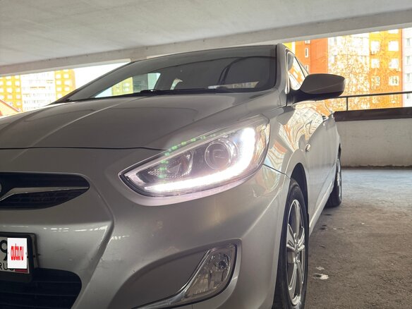 2013 Hyundai Solaris I, серебристый, 730000 рублей - вид 14