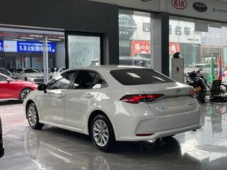 2023 Toyota Corolla XII (E210), белый, 1699000 рублей, вид 5