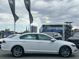 2015 Volkswagen Passat B8, белый, 1650000 рублей, вид 4