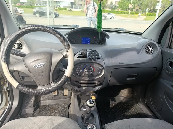 2013 Chery IndiS (S18D) I, белый, 355000 рублей - вид 6