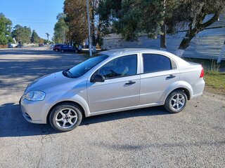 2008 Chevrolet Aveo I Рестайлинг, серебристый, 390000 рублей, вид 1