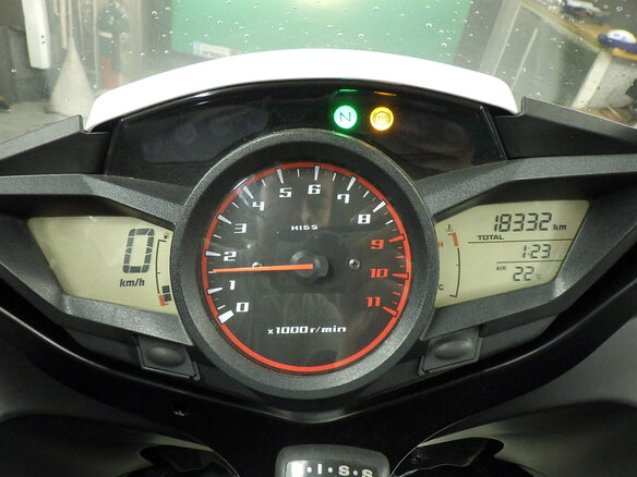 2010 Honda VFR 1200, белый - вид 7