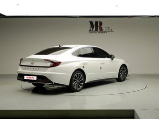 2022 Hyundai Sonata VIII (DN8), белый, 2300124 рублей, вид 2