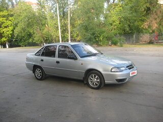 2011 Daewoo Nexia I Рестайлинг, серебристый, 210000 рублей, вид 1