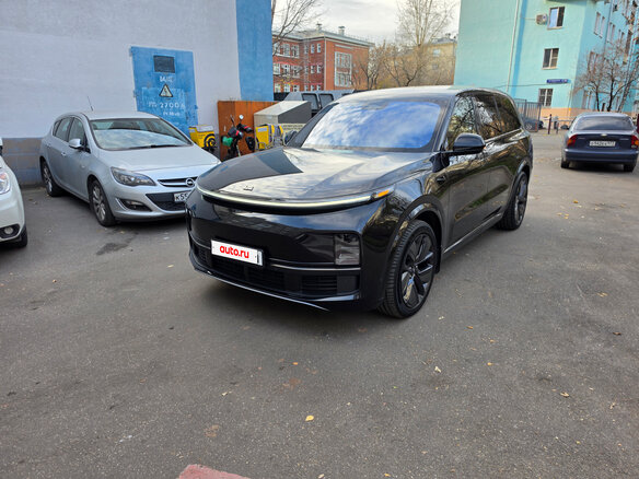 2025 Li Auto (Lixiang) L9 52.3 kWh I Рестайлинг, чёрный, 6500000 рублей - вид 4