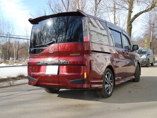 2020 Honda Stepwgn Spada V Рестайлинг, красный, 2690000 рублей, вид 5