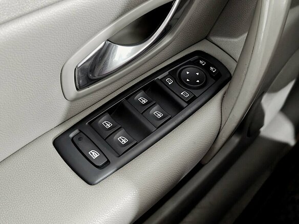 2008 Renault Laguna III, чёрный, 699000 рублей - вид 9
