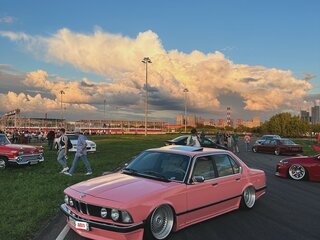 1986 BMW 7 серии 735i 4-speed I (E23) Рестайлинг, серый, 2100000 рублей, вид 4