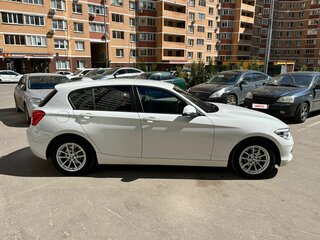 2017 BMW 1 серии 118i II (F20/F21) Рестайлинг, белый, 1700000 рублей, вид 3