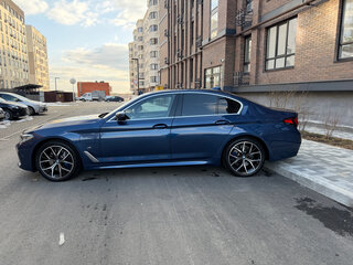 2021 BMW 5 серии 530i VII (G30/G31/G38) Рестайлинг, синий, 4490000 рублей, вид 2