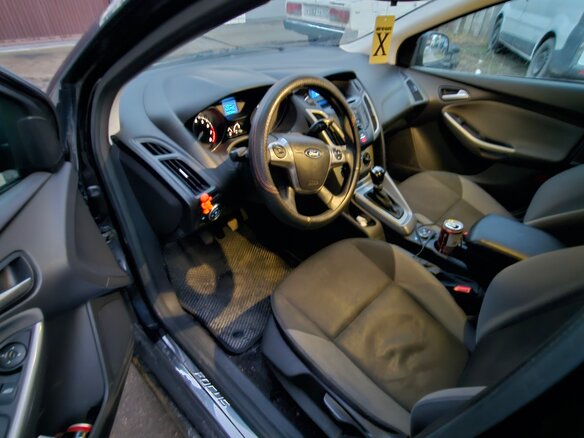 2011 Ford Focus III, чёрный, 540000 рублей - вид 6