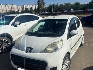 2010 Peugeot 107 I Рестайлинг, белый, 347000 рублей, вид 1