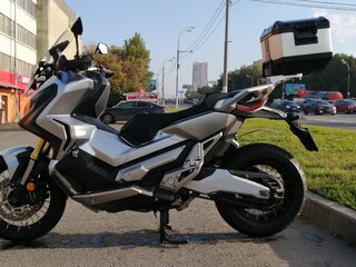 2017 Honda X-ADV, серебристый, 1070000 рублей, вид 4