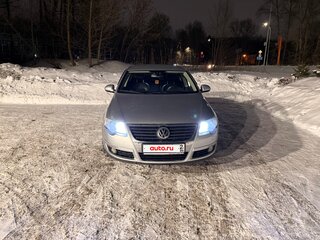 2009 Volkswagen Passat B6, серебристый, 810000 рублей, вид 2