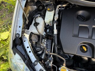 2011 Toyota Wish II, серебристый, 950000 рублей, вид 4