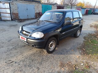 2013 Chevrolet Niva I Рестайлинг, чёрный, 450000 рублей, вид 1