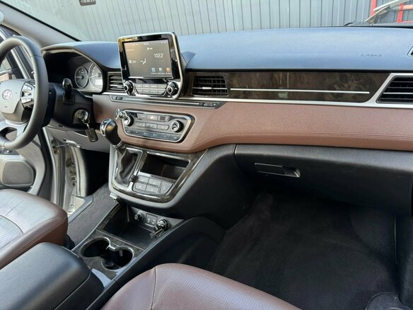 2019 Hyundai Grand Starex I Рестайлинг 2, серый, 3250000 рублей - вид 10