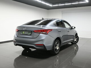 2018 Hyundai Solaris II, серый, 1220000 рублей, вид 2