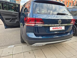 2018 Volkswagen Teramont I, синий, 4350000 рублей, вид 4