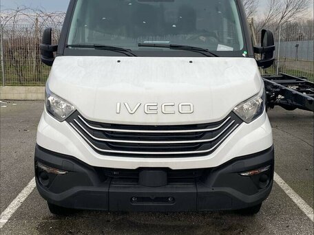 2026 Iveco Daily, белый, 9800000 рублей, вид 3