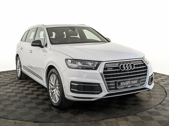 2019 Audi Q7 45 TDI II (4M) Рестайлинг, белый, 4850000 рублей - вид 2