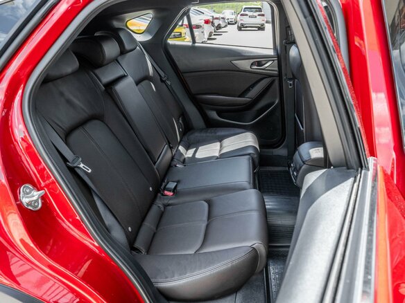 2023 Mazda CX-4 I Рестайлинг, красный - вид 6