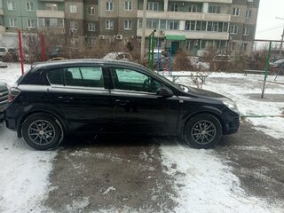 2008 Opel Astra H Рестайлинг, чёрный, 599000 рублей, вид 3