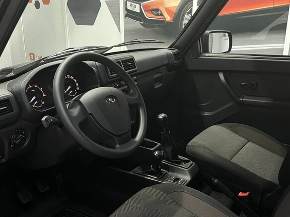 2026 Lada (ВАЗ) Niva Legend I Рестайлинг, чёрный, 1340000 рублей - вид 6