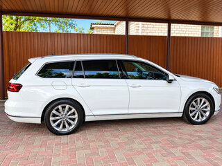 2016 Volkswagen Passat B8, белый, 1950000 рублей, вид 1
