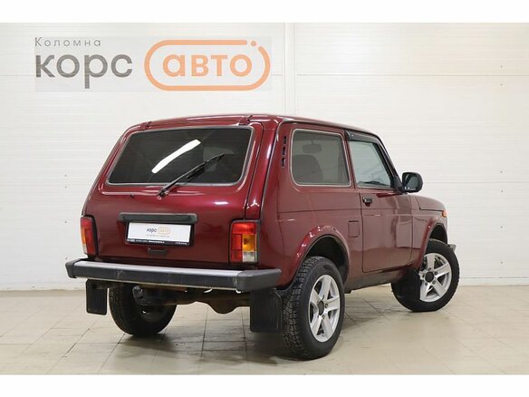 2019 Lada (ВАЗ) 2121 (4x4) I Рестайлинг (2020), красный, 655000 рублей - вид 2