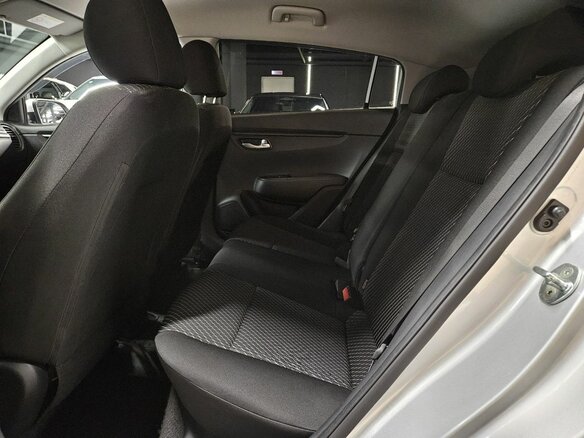 2018 Kia Rio X-Line IV, серебристый, 1440000 рублей - вид 15
