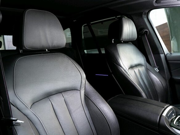 2019 BMW X5 40i IV (G05/G18), чёрный, 7090000 рублей - вид 36