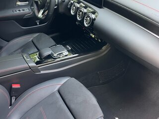 2019 Mercedes-Benz CLA 200 II (C118, X118), белый, 3100000 рублей, вид 3