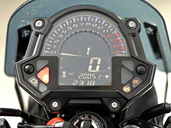 2021 Kawasaki Z 400, чёрный, 575000 рублей - вид 8