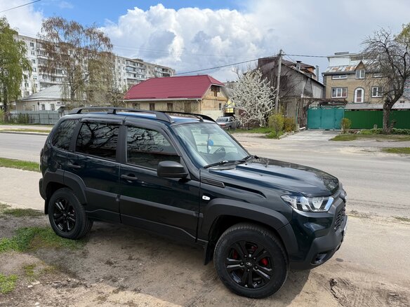 2023 Lada (ВАЗ) Niva Travel I, зелёный, 1230000 рублей - вид 2