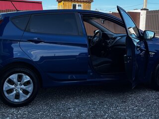 2015 Hyundai Solaris I Рестайлинг, синий, 899000 рублей, вид 4