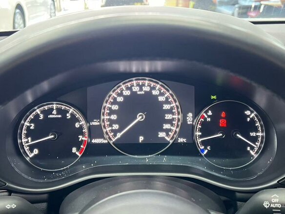 2023 Mazda 3 Axela IV (BP), белый, 1420000 рублей - вид 10