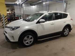 2017 Toyota RAV4 IV (XA40) Рестайлинг, белый, 3500000 рублей, вид 5