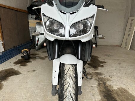 2013 Yamaha FZ1, белый, 650000 рублей, вид 1