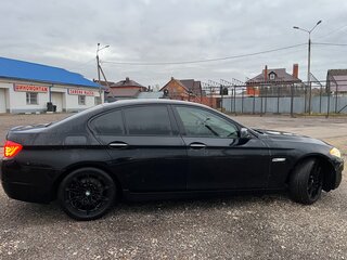 2013 BMW 5 серии 525d xDrive VI (F10/F11/F07), чёрный, 1550000 рублей, вид 4