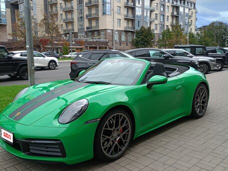 2021 Porsche 911 Carrera 4S VIII (992), зелёный, 16300000 рублей, вид 2