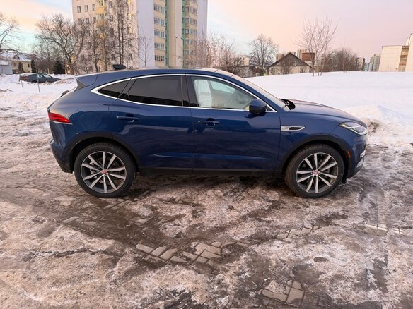 2021 Jaguar E-Pace I Рестайлинг, синий, 2600000 рублей - вид 5