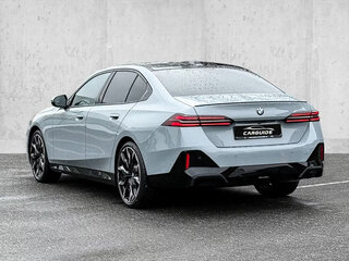 2025 BMW 5 серии 523d xDrive VIII (G60/G61/G68), серый, 7171000 рублей, вид 2