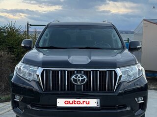 2022 Toyota Land Cruiser Prado 150 Series Рестайлинг 3, чёрный, 5290000 рублей, вид 3